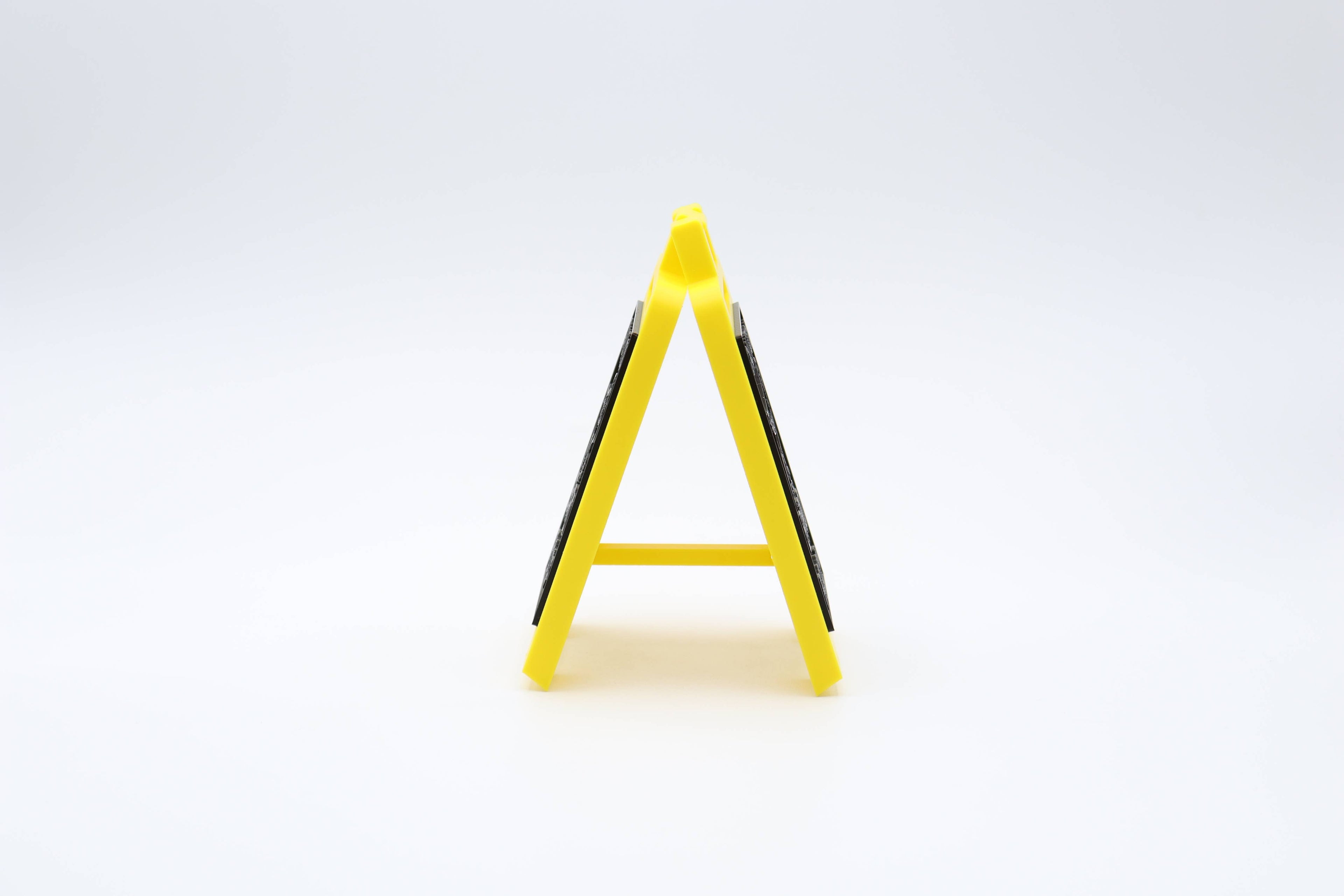 Caution Dog Farts Floor Sign – Funny Gag Gift for Pet Owners 🐶💨