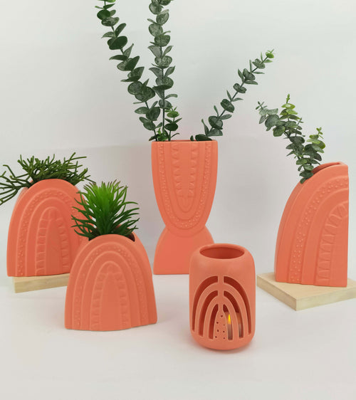 Addie Rainbow Vase – Peach (18cm)